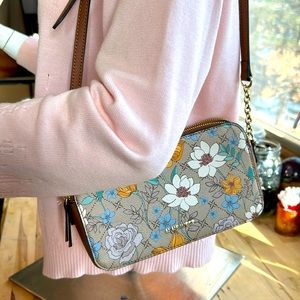 Cute nwot Nine West crossbody purse